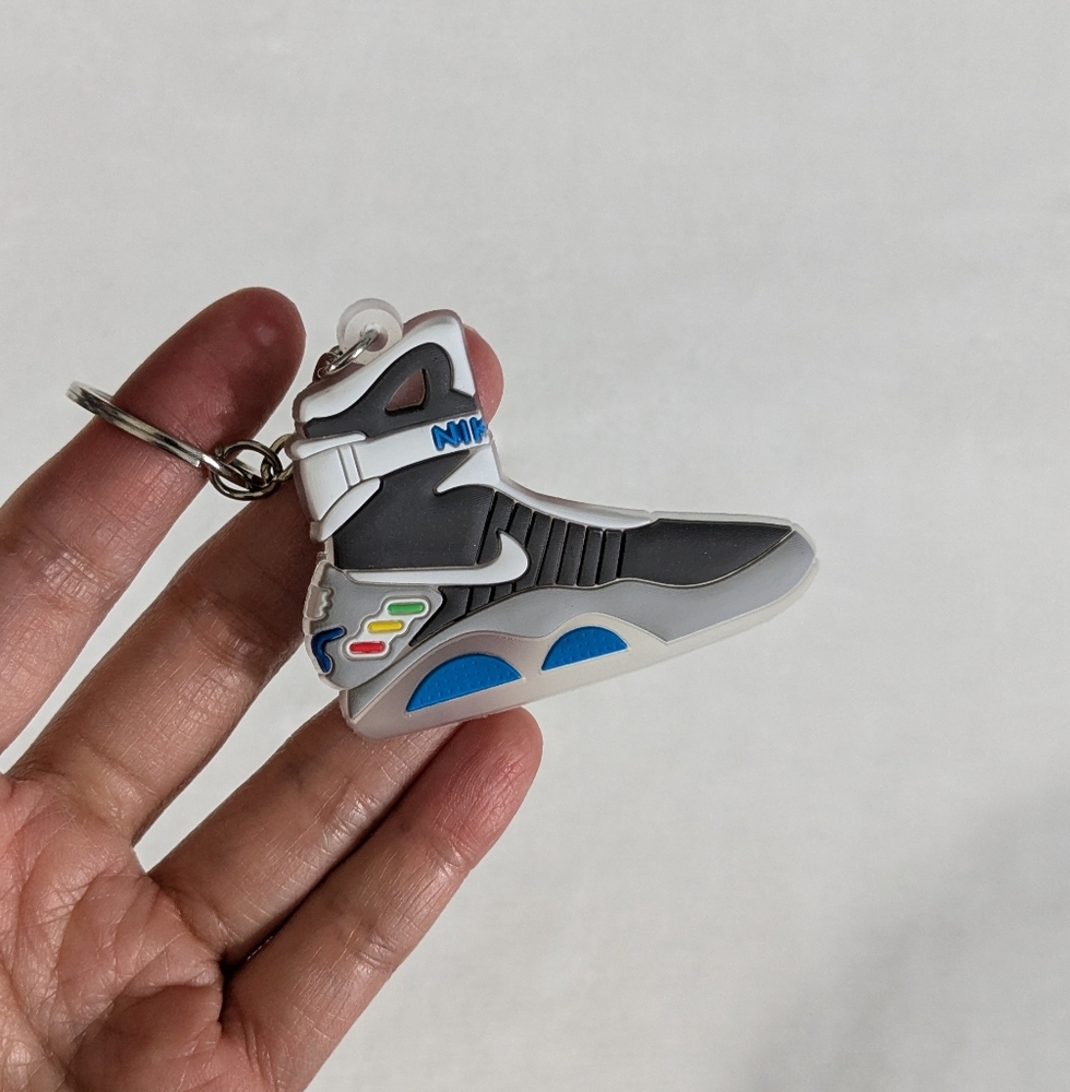 ❤️ Sneaker keychain